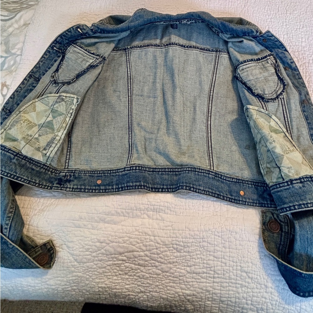 American Eagle Blue Denim Collar Detail - Picture 3 of 3